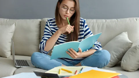 Kinh nghiệm học tiếng Trung: Bí quyết giao tiếp tự tin như người bản xứ