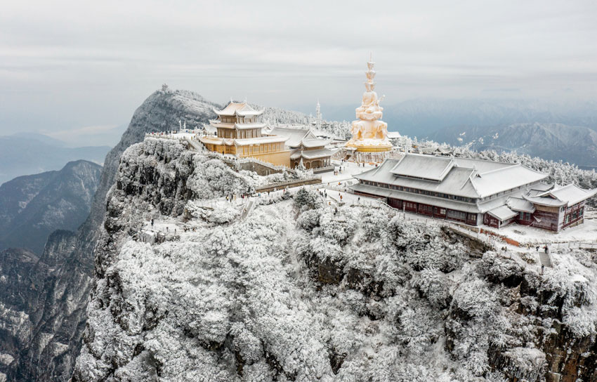Núi Nga Mi - Tứ Xuyên