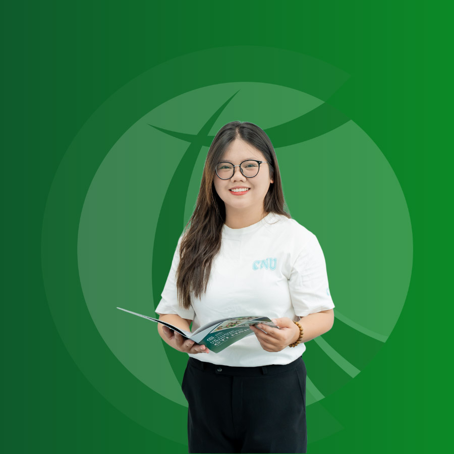 Cô Phạm Thị Hoa